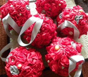 Finished bridesmaid bouquets
